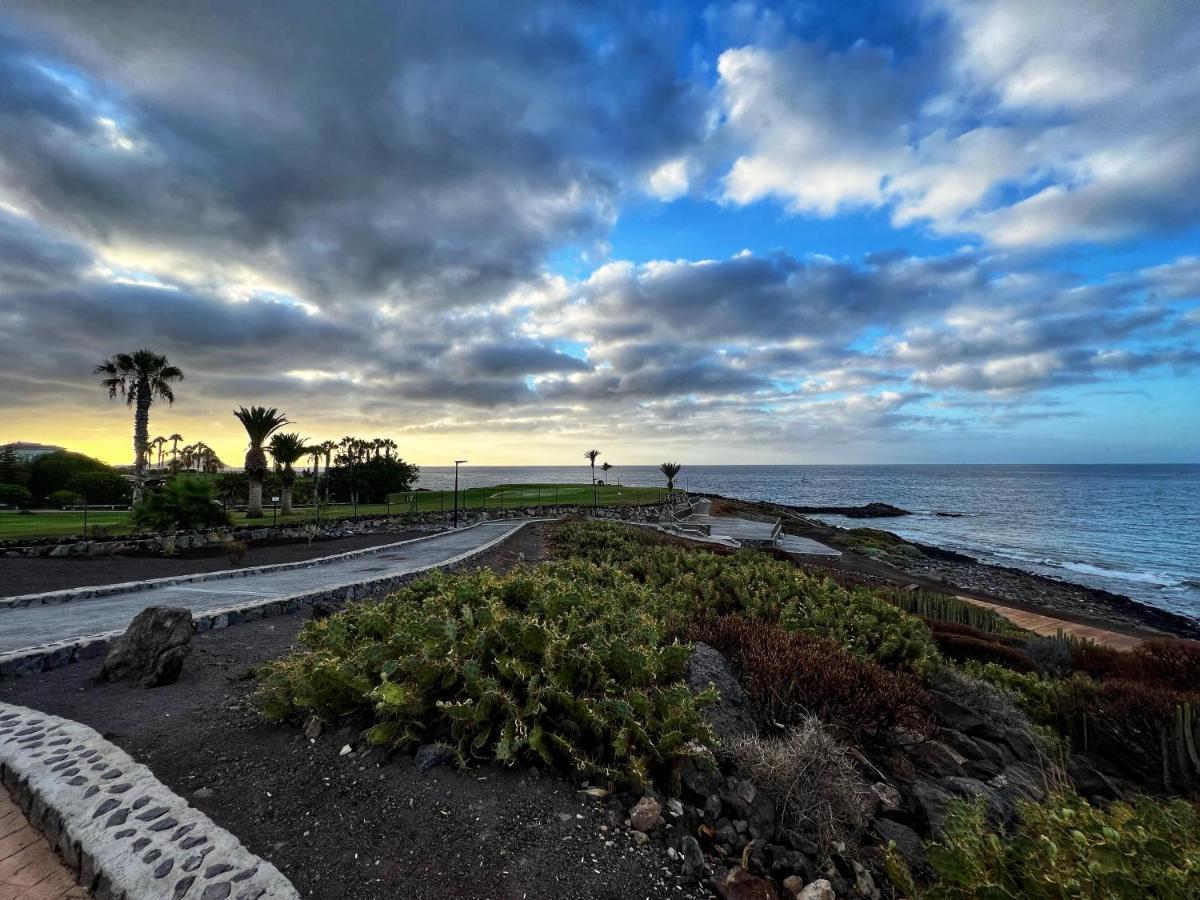 Atico Cholas By The Beach San Miguel de Abona Luaran gambar